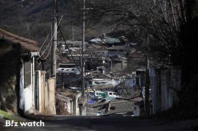 '서울의 마지막 달동네'로 불리는 서울 노원구 중계본동 백사마을이 약 15년 만에 주택재개발사업 관리처분계획 인가를 받았다./사진=이명근 기자 qwe123@