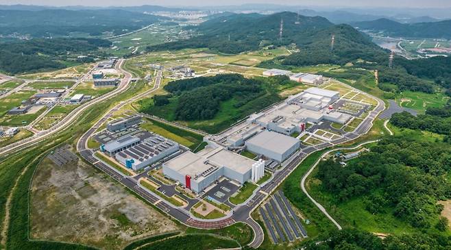 포스코이앤씨는 지난해 전 세계에서 여섯 번째로 중이온 가속기를 대전 유성구에 준공했다.  포스코이앤씨