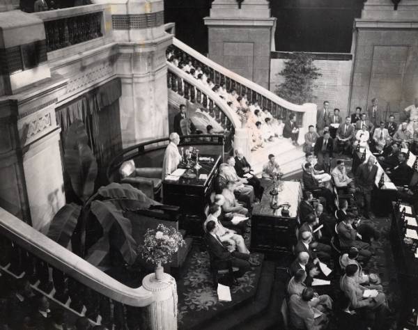 이승만 전 대통령이 1948년 5월 31일 개회한 제헌국회에서 개회사를 하고 있다. 사진 제공=이승만기념관