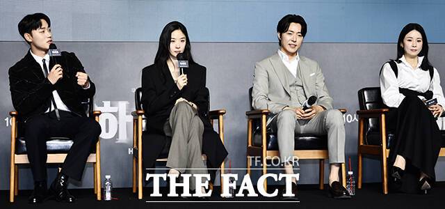 배우 이민재와 이청아 이무생 이보영(왼쪽부터)이 '하이드'의 관전 포인트를 전했다. /박헌우 기자