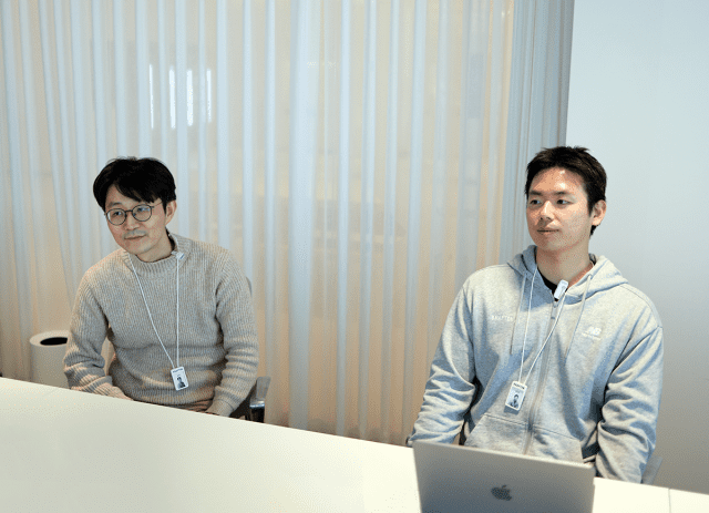(왼쪽부터)크래프톤 성준식 딥러닝본부 실장과 김도균 AI전략실 매니저
