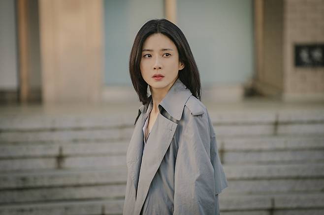 A scene from "Hide," starring Lee Bo-young (Coupang Play)