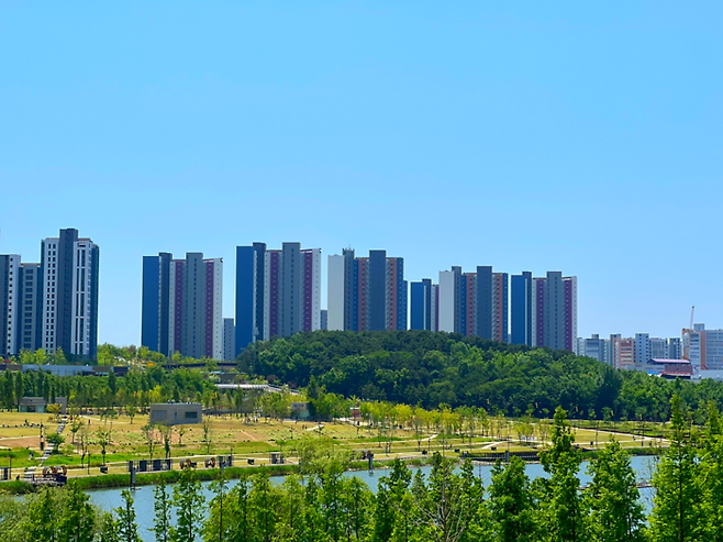 동탄 호수공원(사진은 기사와 직접적인 관련 없음) / 사진=김혜성 여행+ 기자