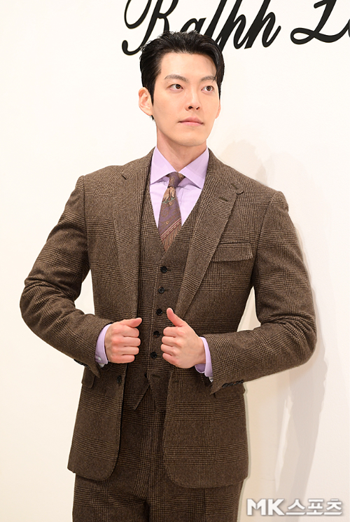 서울 옥션 강남센터에서 패션 브랜드 포토콜 행사에 김우빈이 참여했다. 사진=천정환 기자