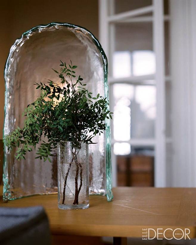 ‘원더글라스(Wonderglass)’를 위해 디자인한 컬렉션 ‘알코바(Alcova)’.