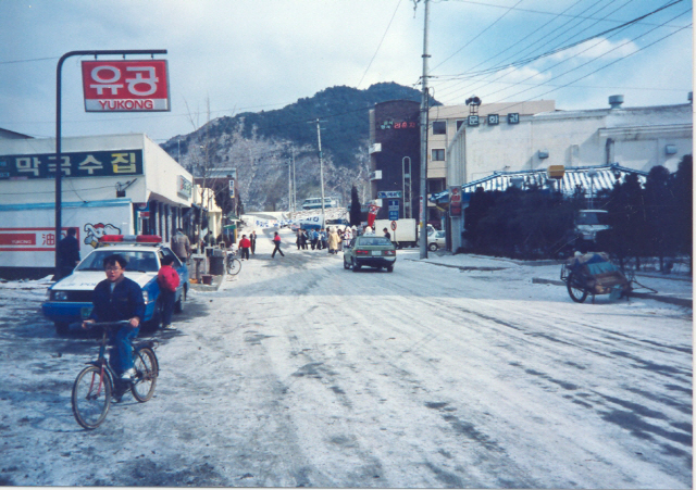정선읍 봉양리 구 버스터미널 부근 모습. 1980년대 초로 추정. 