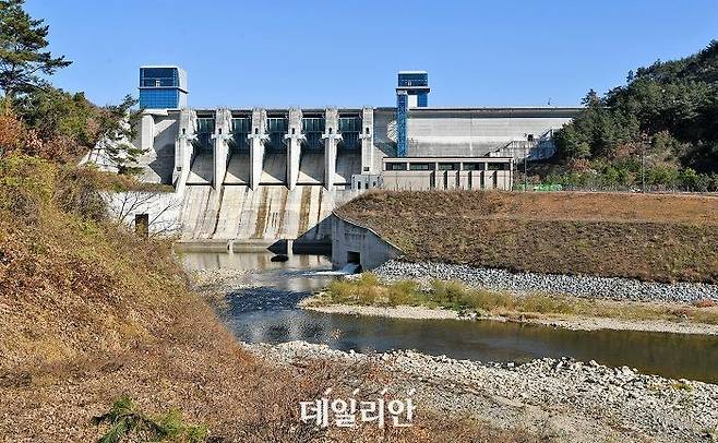 지난해 8월 준공 인가를 신청한 경상북도 영주시 영주댐 모습. ⓒ뉴시스