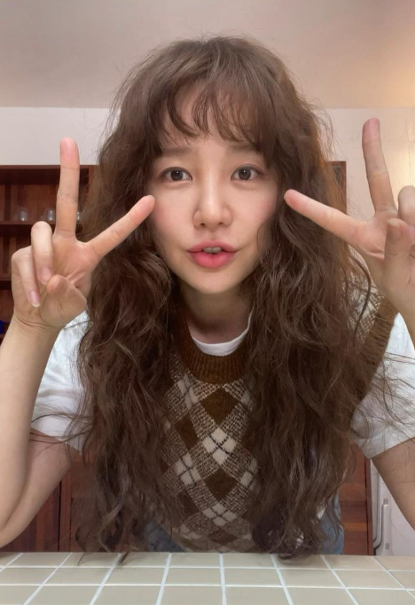 윤은혜 SNS / 롱 레이어드 웨이브 펌