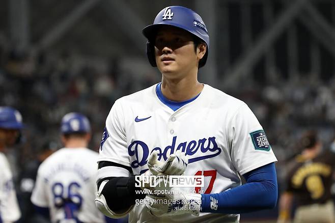 ▲ 메이저리그 사무국은 23일(한국시간) 성명문을 내고 '사무국은 미디어로부터 오타니와 미즈하라가 연루된 의혹을 알게 된 뒤로 정보를 수집하고 있다. 이날 우리 조사부는 관련 문제를 조사하기 위한 공식 절차를 시작했다'고 공식 발표했다.