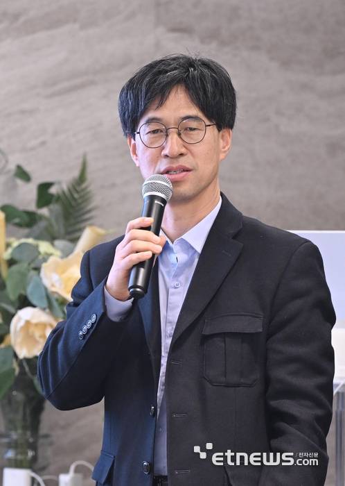 조춘식 한국전자파학회장