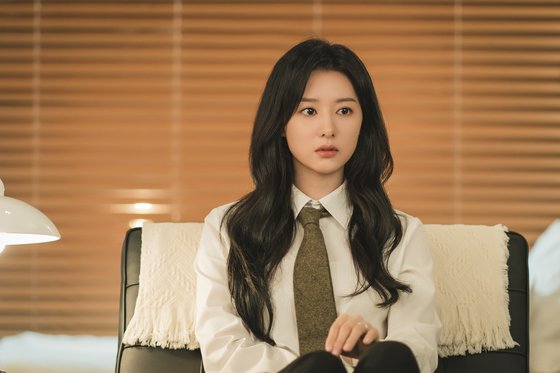배우 김지원이 연기한 재벌 3세 홍해인은 극 안에서 변화를 겪는 입체적 인물이다. 사진 tvN