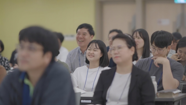 장신대 신대원 학생들이 지난해 6월 경기도 광주 소망수양관에서 열린 신입생 통합수련회에서 특강을 듣고 있다. 허브 학우회 유튜브 캡처
