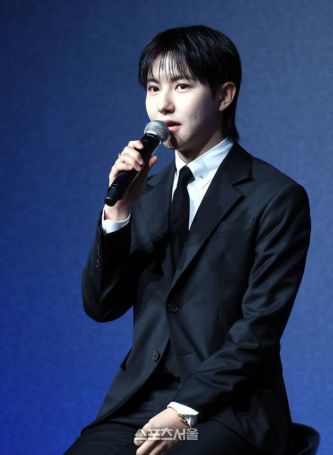 그룹 NCT 드림 런쥔이 25일 광진구 그랜드 워커힐 서울에서 열린 새 앨범 ‘드림 이스케이프’ 발매 기념 기자간담회에서 사회자의 질문에 답하고 있다. 2024. 3. 25.최승섭기자 thunder@sportsseoul.com