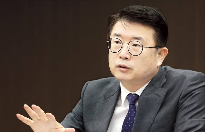 장상윤 대통령실 사회수석이 24일 한국경제신문과 인터뷰하고 있다.  최혁 기자