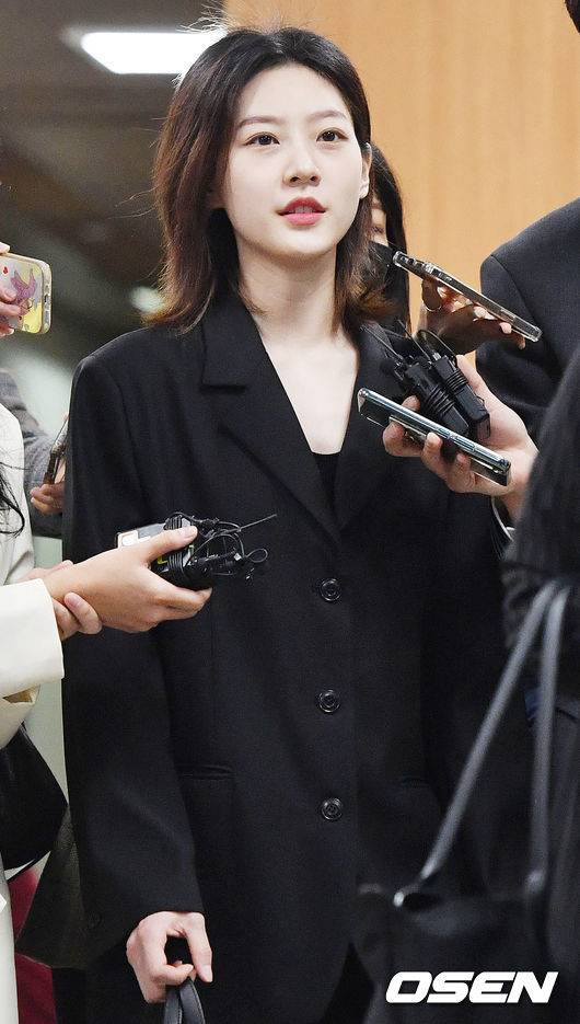 [OSEN=민경훈 기자]김새론은 지난해 5월 서울 강남구 청담동에서 음주 운전을 하다 가드레일과 가로수, 변압기를 여러 차례 들이받는 사고를 냈다. 2023.04.05 /rumi@osen.co.kr