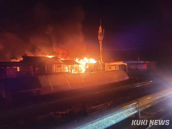 지난 25일 발생한 강원 정선군 정선읍 단독주택 화재 현장 모습. (사진=강원소방본부)