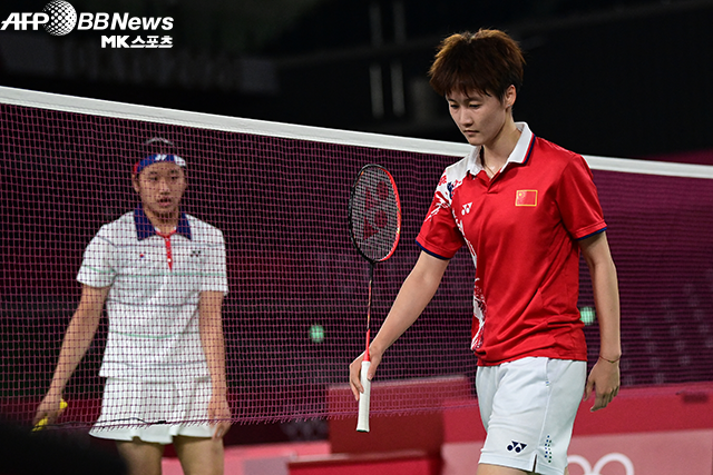 도쿄올림픽 여자배드민턴 단식 8강전 당시 안세영(왼쪽), 천위페이. 사진=AFPBBNews=News1