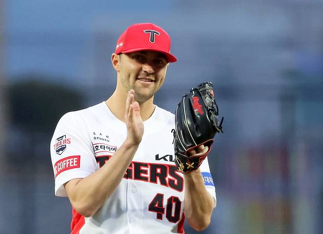 27일 광주기아챔피언스필드에서 열린 프로야구 롯데 자이언츠와 KIA 타이거즈의 경기. KIA 선발투수 네일. 연합뉴스.