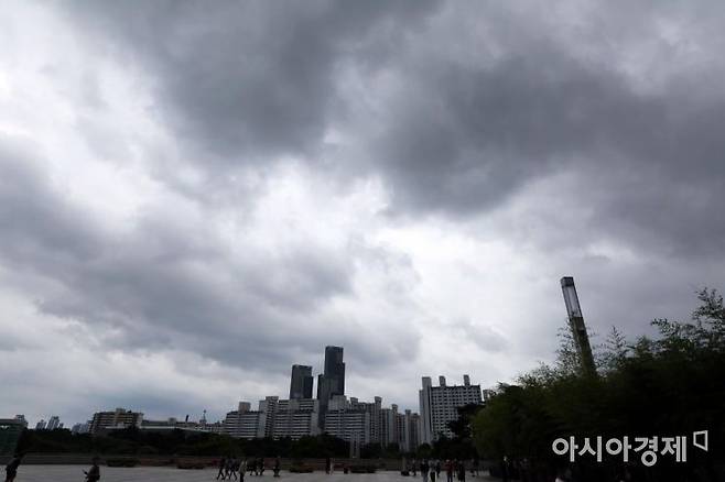 흐린 날씨 /김현민 기자 kimhyun81@