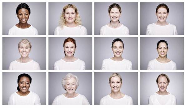 웃는 표정은 얼굴을 2~3년정도 젊게 보이도록 한다. [사진=Nivea 제공]