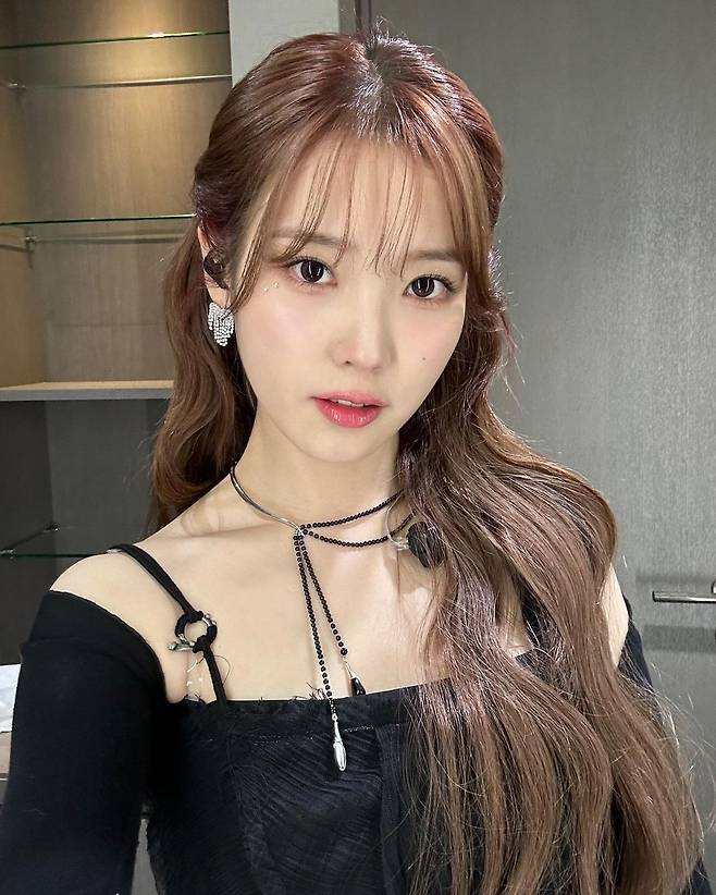 사진=아이유 인스타그램