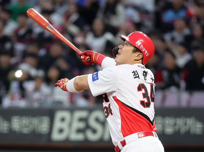 ▲ 최형우는 부상자가 속출하고 있는 팀 타선을 지키는 기둥으로서의 몫을 다시 한번 해내고 있다 ⓒ연합뉴스