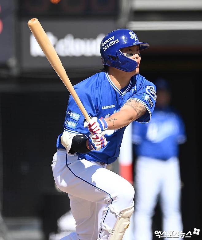 23일 오후 수원케이티위즈파크에서 열린 '2024 신한 SOL Bank KBO리그' 삼성 라이온즈와 KT 위즈의 개막전 경기, 7회초 무사 삼성 선두타자 류지혁이 좌전 안타를 때려내고 있다. 엑스포츠뉴스DB