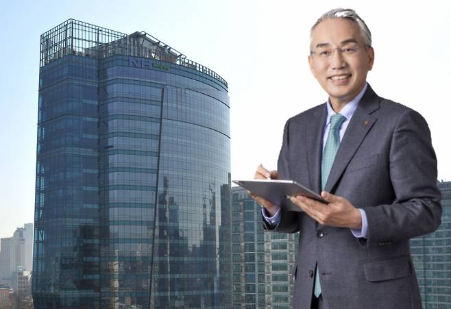 농협금융지주는 29일 길재욱 한양대 경영학부 교수를 신규 사외이사로 추천했다. 사진은 이석준 농협금융지주 회장./사진=NH농협금융지주