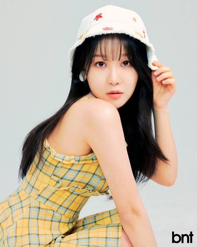 모자는 캡텐 제품.