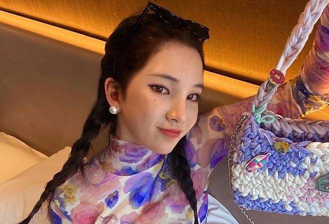 가상인간 열풍을 이끈 '로지' [로지 인스타그램 캡처]