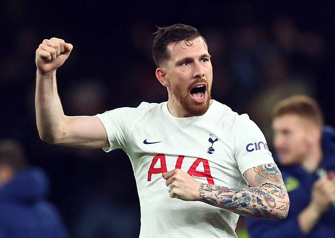 ▲ 토트넘 홋스퍼 중원을 책임졌던 피에르 에밀 호이비에르. 현재는 후보로 밀려나 있다. ⓒ연합뉴스/Reuters