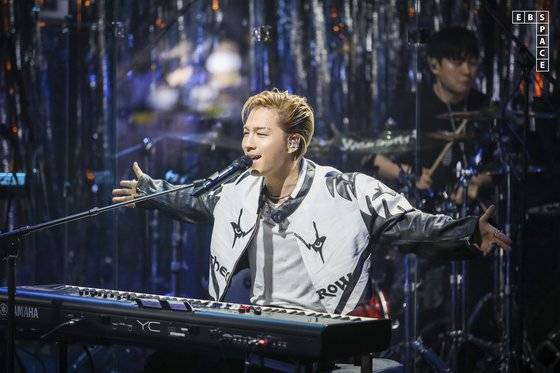 자진 출연 요청으로 '공감'에 나온 가수 태양. 사진 EBS '스페이스 공감'