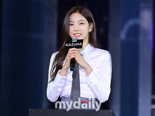 르세라핌 카즈하 / 마이데일리