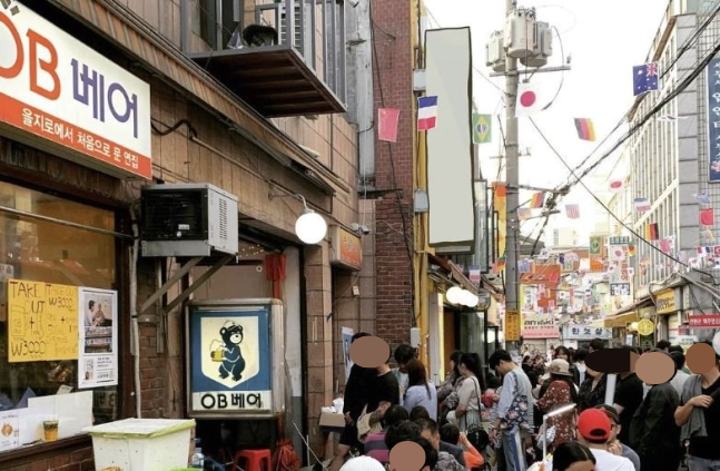지난 2022년 ‘노가리 골목’을 떠났던 맥줏집 ‘을지오비(OB)베어’의 철거 전 모습.[사진=인스타그램 갈무리]
