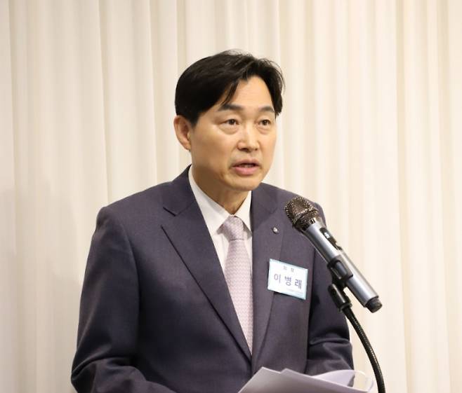 이병래 손해보험협회장이 손보업계 위기 돌파를 위한 4가지 키워드를 밝혔다./사진=손해보험협회
