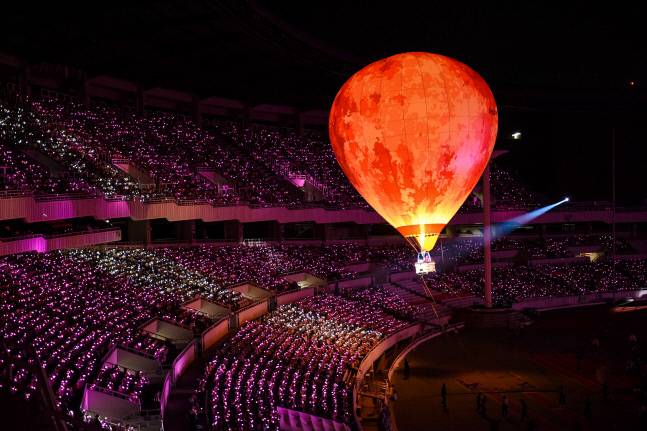 아이유 콘서트 ‘골든아워’ 사진 | 이담엔터테인먼트