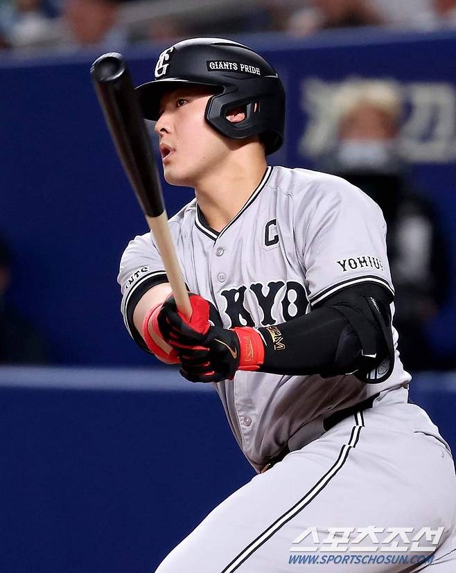 1-0으로 앞선 3회 적시 2루타를 터트린 요미우리 4번 타자 오카모토. 사진캡처=요미우리 자이언츠 SNS