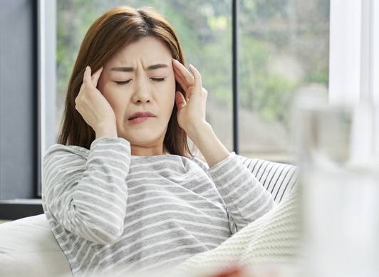 하루 8시간을 자더라도 지나치게 늦게 자고 늦게 일어나거나 밤낮이 바뀐 상태로 생활한다면 생체시계가 정상적으로 작동하기 어렵다. [사진=게티이미지뱅크]