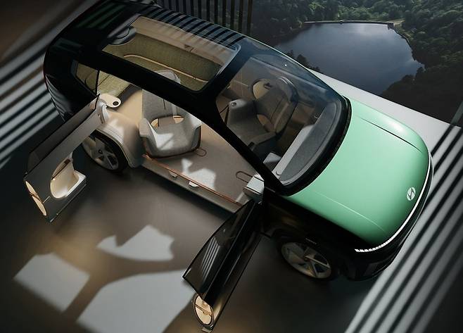 현대차 콘셉트카 세븐 실내 모습.