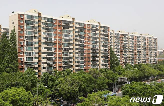 강남구 압구정 현대아파트. 2021.5.7/뉴스1 ⓒ News1 박세연 기자