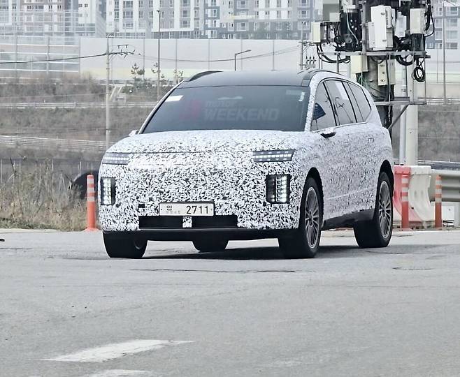 현대차 '아이오닉 9' 테스트카 (출처 : 모터위켄드)