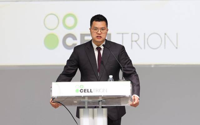 지난달 26일 인천 연수구 송도컨벤시아에서 열린 셀트리온 정기 주주총회에 참석한 서진석 셀트리온 이사회 의장(셀트리온 대표)이 발언하고 있다. 셀트리온 제공