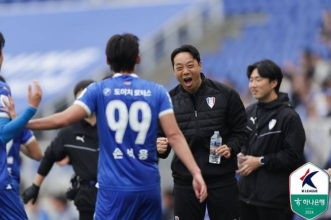 5골을 넣고 대승을 거둔 수원 삼성(한국프로축구연맹 제공)