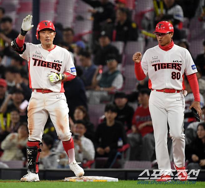 11일 광주 기아챔피언스필드에서 열린 KIA 타이거즈와 LG 트윈스의 경기. KIA 서건창이 숨을 고르고 있다. 광주=박재만 기자pjm@sportschosun.com/2024.04.11/