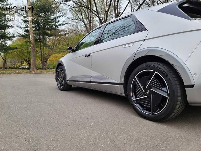 현대차, 더 뉴 아이오닉 5 (미쉐린 타이어)