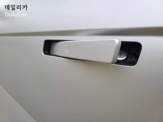 현대차, 더 뉴 아이오닉 5 (플러시 타입 도어 핸들)