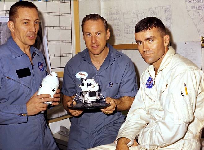 (왼쪽부터 순서대로) 아폴로 13호에 탑승한 우주비행사 존 스와이거트, 짐 로블, 프레드 헤이즈./AFPBBNews=뉴스1