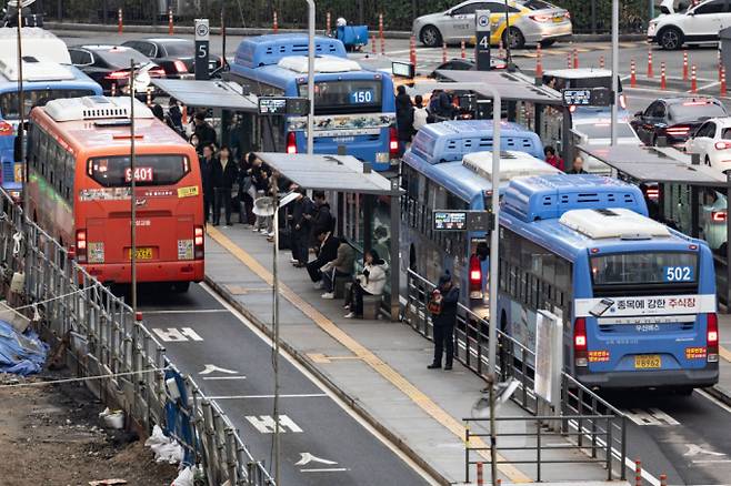 서울시가 파업에 대비하고 시민 이동권 보장을 위해 '시내버스 운영 개선대책'을 추진한다. /사진=뉴스1