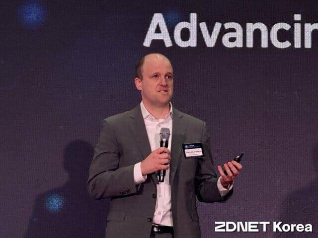 크리스 메세롤 프론티어 모델 포럼 대표.