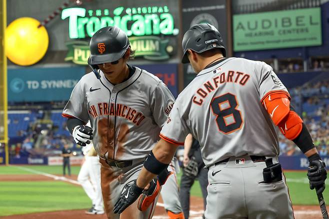 이정후가 탬파베이를 상대로 MLB 1호 도루를 기록했다. 사진=AFP 연합뉴스